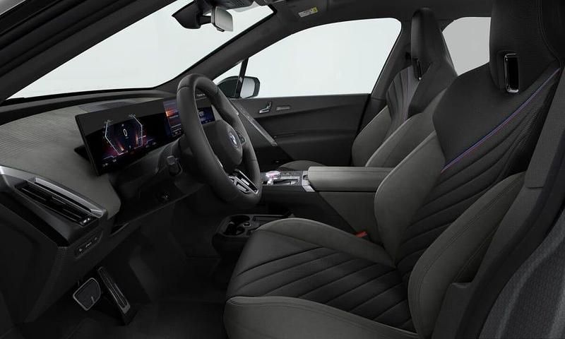 Begagnad BMW iX Comfort Edition 400 kW (544 HK) 2000 Black sapphire metallic SUV