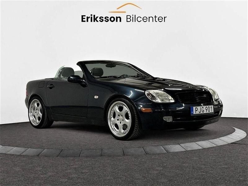 Begagnad Mercedes SLK200 136 HK (100 kW) 1998 Svart Cab