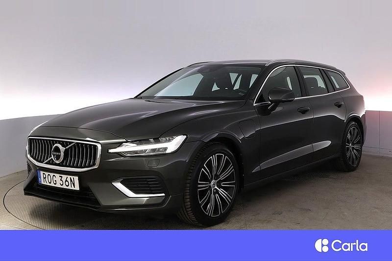 Mörkgrå Begagnad 2020 Volvo V60 Inscription Kombi | 344 900 kr (Marknadspris) - Bild 1/4