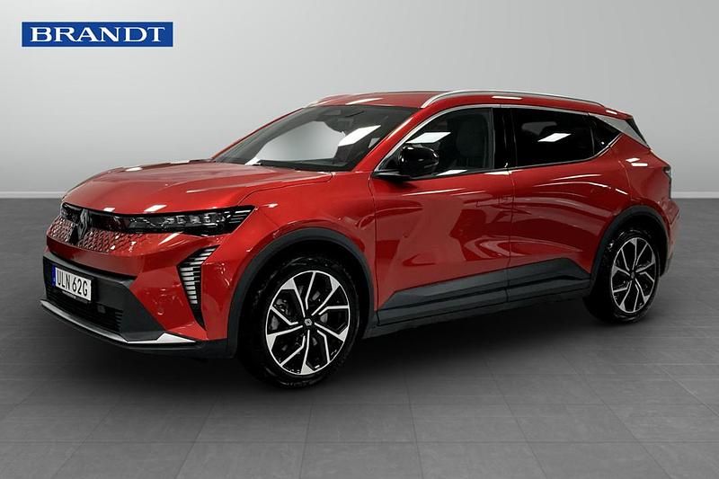 Begagnad Renault Scenic E-Tech 2024 Röd SUV