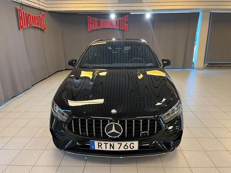 Begagnad Mercedes A35 AMG AMG 306 HK (225 kW) 2023 Svart Sedan