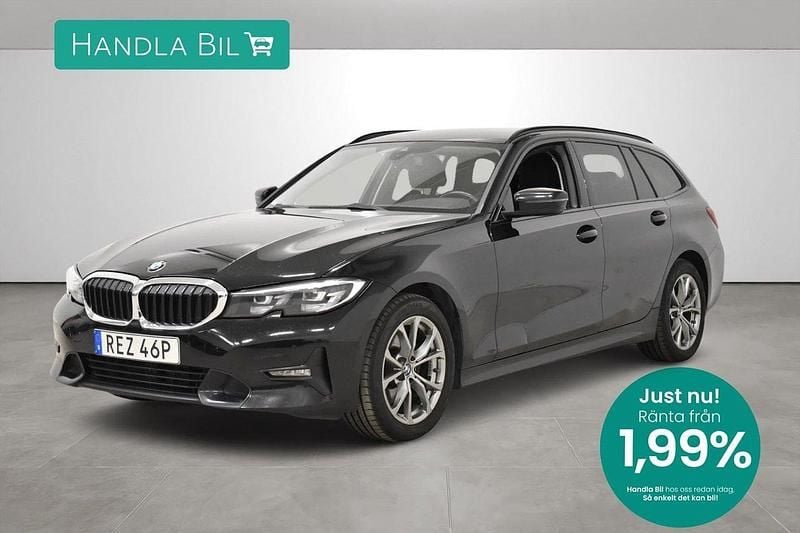 Svart Begagnad 2021 BMW 320 Sport Line Kombi | 279 900 kr (Marknadspris) - Bild 1/3