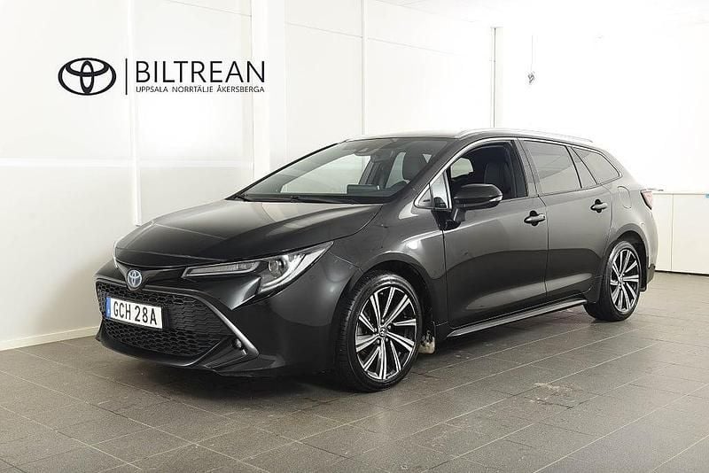Svart Begagnad 2022 Toyota Corolla Style Kombi | 259 900 kr (Bra pris) - Bild 1/4