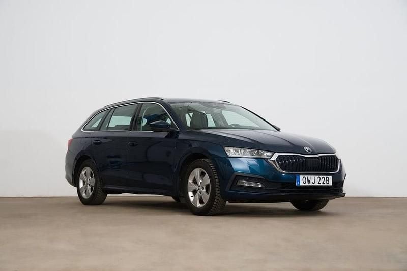 Begagnad Skoda Octavia 110 HK (80 kW) 2020 Blå Kombi