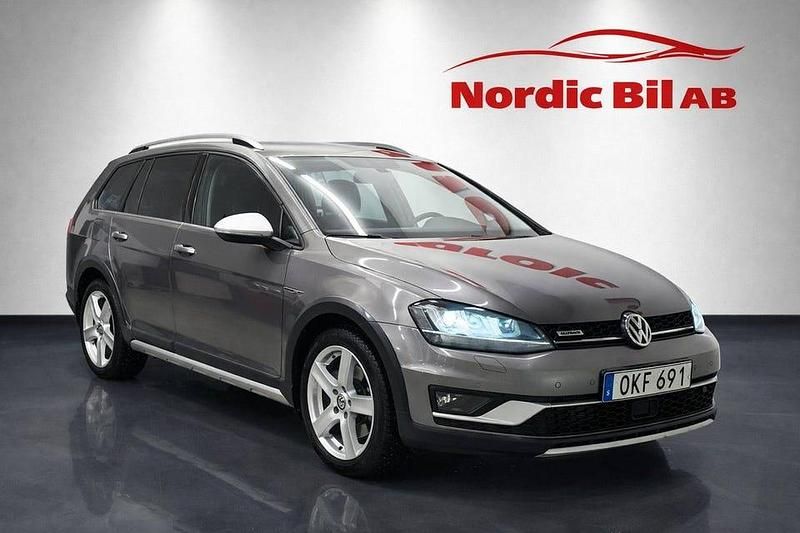 Begagnad VW Golf Alltrack 184 HK (135 kW) 2017 Grå Kombi