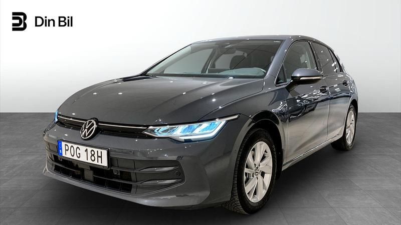 Grå Begagnad 2025 VW Golf VIII | 289 900 kr - Bild 1/4