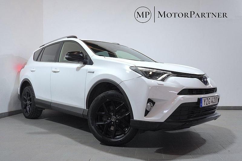 Vit Begagnad 2017 Toyota RAV4 Hybrid Edition SUV | 169 900 kr (Marknadspris) - Bild 1/4