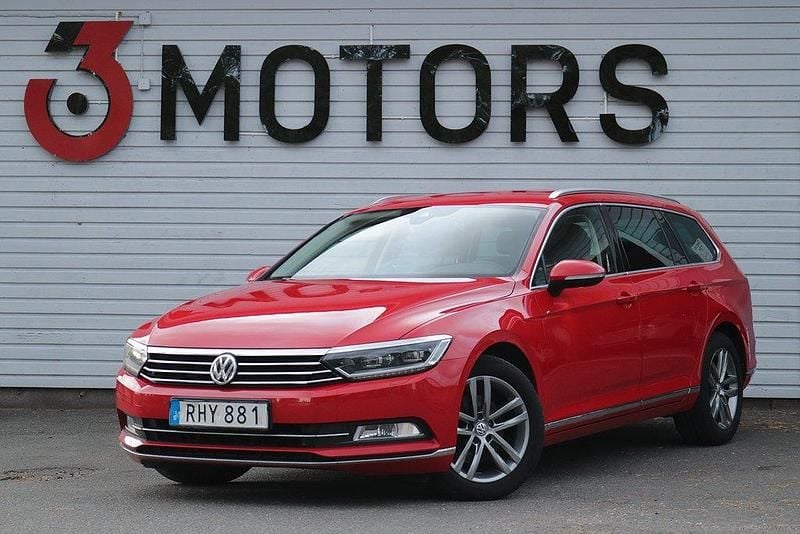 Röd Begagnad 2018 VW Passat Kombi | 185 900 kr (Bra pris) - Bild 1/4