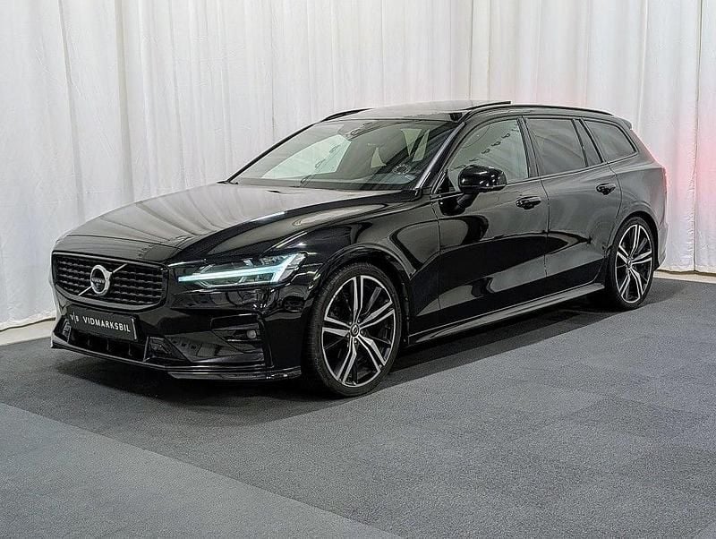 Svart Begagnad 2021 Volvo V60 R-Design Kombi | 349 900 kr (Dyr) - Bild 1/4
