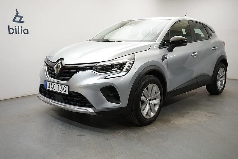 Grå Begagnad 2022 Renault Captur Zen SUV | 189 900 kr (Marknadspris) - Bild 1/3