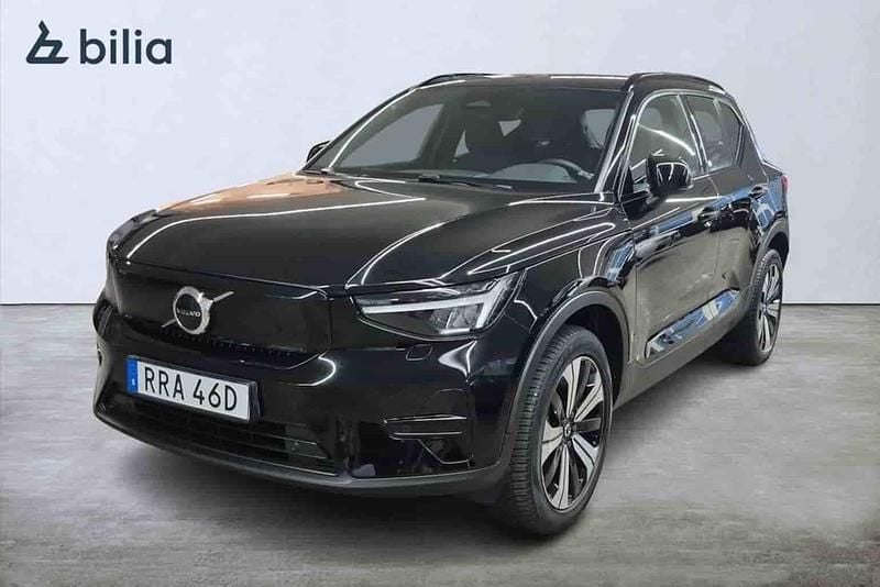 Begagnad Volvo XC40 Single Motor 175 kW (238 HK) 2023 Svart SUV