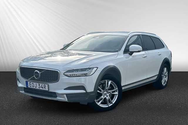 Vit Begagnad 2019 Volvo V90 CC SE Kombi | 259 000 kr (Marknadspris) - Bild 1/3