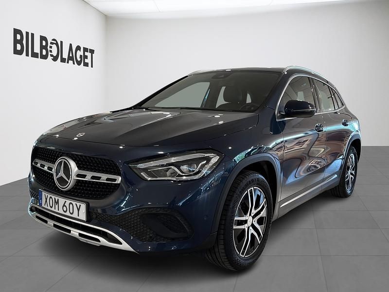 Begagnad Mercedes GLA250 220 HK (161 kW) 2020 Blå SUV