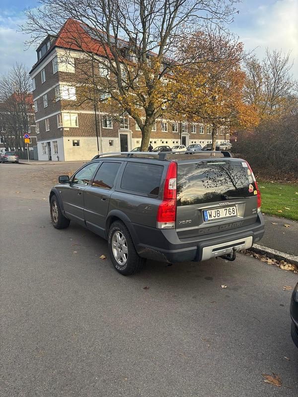 Begagnad 2005 Volvo XC70 Kinetic Kombi | 40 000 kr (Marknadspris) - Bild 1/2
