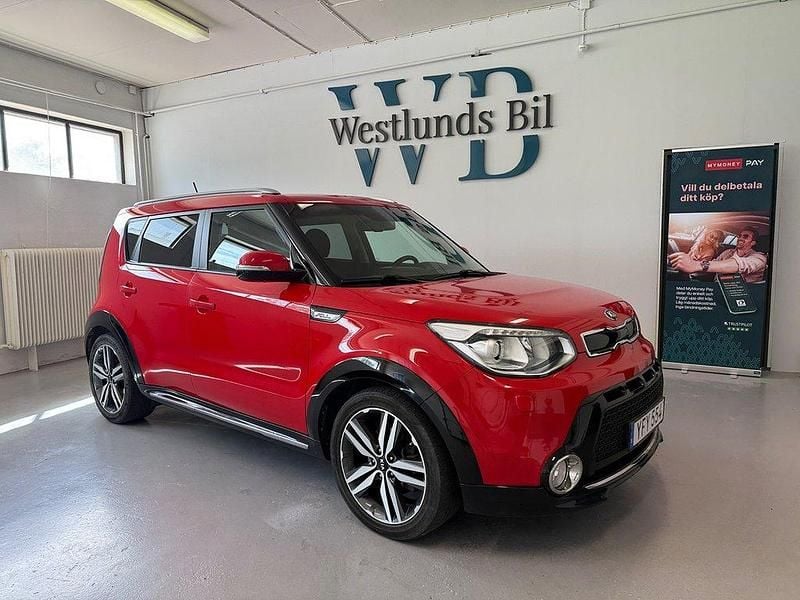 Röd Begagnad 2016 Kia Soul SUV | 139 900 kr (Lite dyr) - Bild 1/4