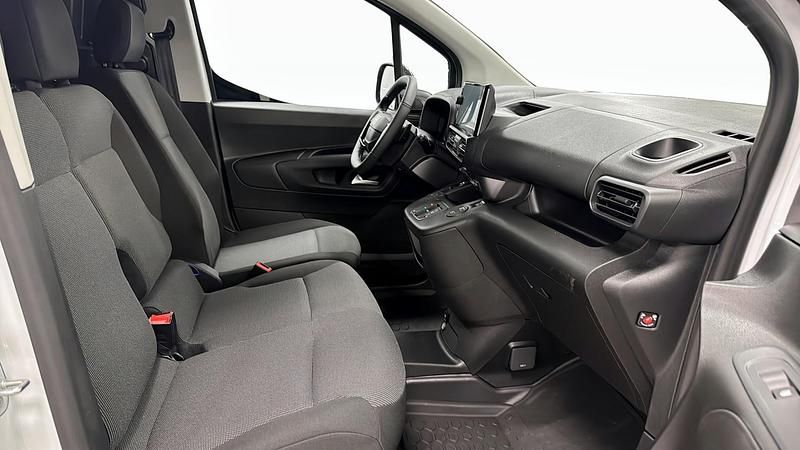 Ny Fiat Doblò 131 HK (96 kW) 2025 Minibuss