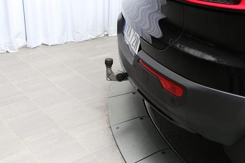 Begagnad Volvo EC40 Performance 329 kW (448 HK) 2024 Svart SUV