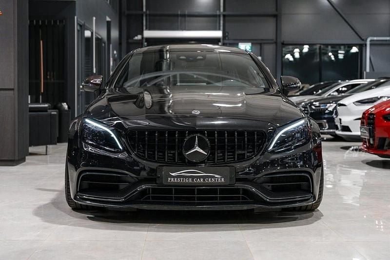 Begagnad Mercedes C63S AMG AMG 510 HK (375 kW) 2020 Svart Sportkupé