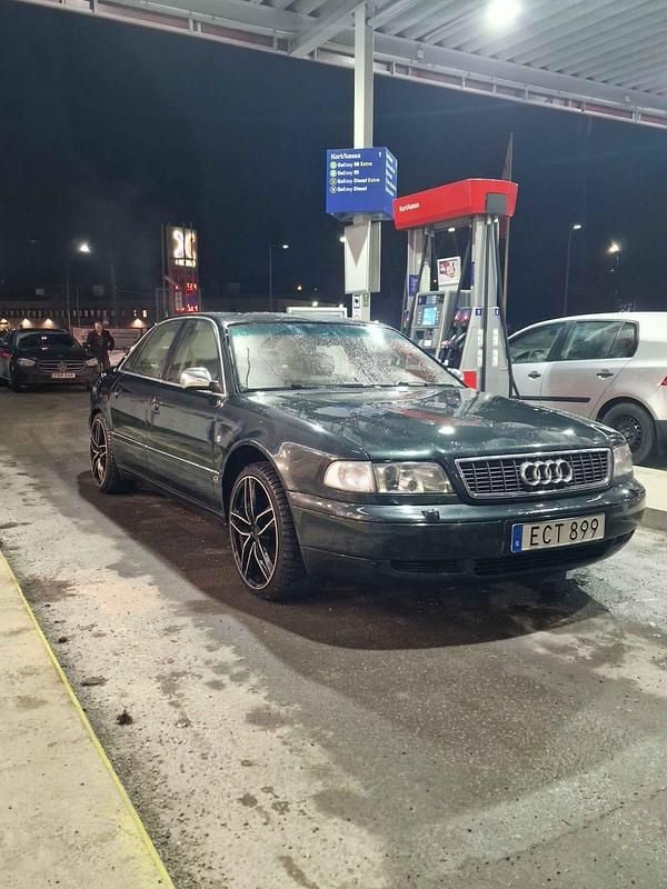 Begagnad Audi A8 300 HK (220 kW) 1997 Sedan