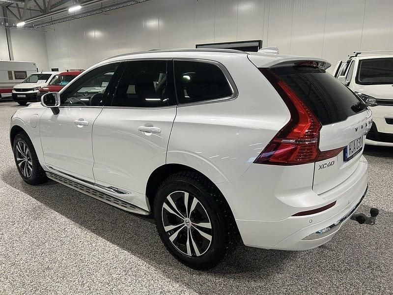 Begagnad Volvo XC60 350 HK (257 kW) 2023 Vitmetallic metallic SUV