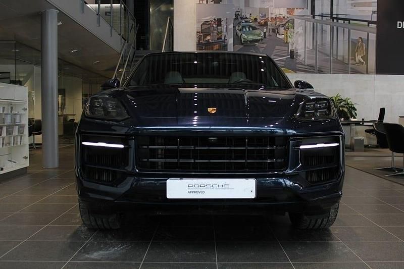Begagnad Porsche Cayenne 305 HK (224 kW) 2024 Blå SUV