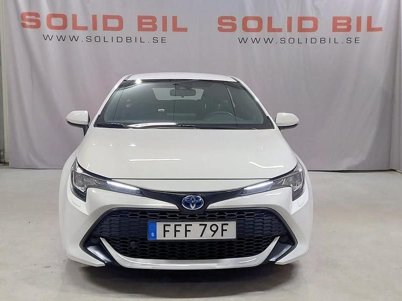 Begagnad Toyota Corolla 122 HK (89 kW) 2022 Vit (pure white ) Kombi