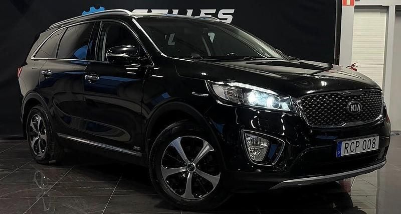 Svart Begagnad 2016 Kia Sorento SUV | 179 900 kr (Marknadspris) - Bild 1/4