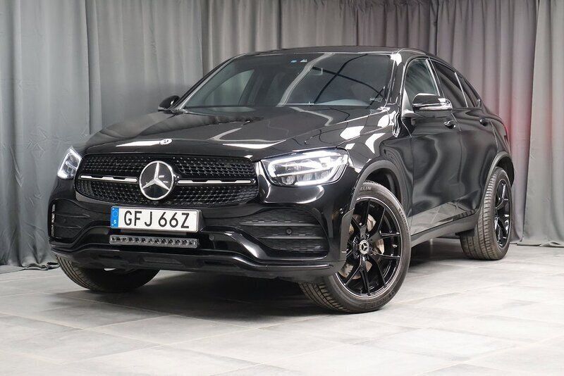 Svart Begagnad 2022 Mercedes GLC220 AMG Sportkupé | 499 000 kr - Bild 1/3