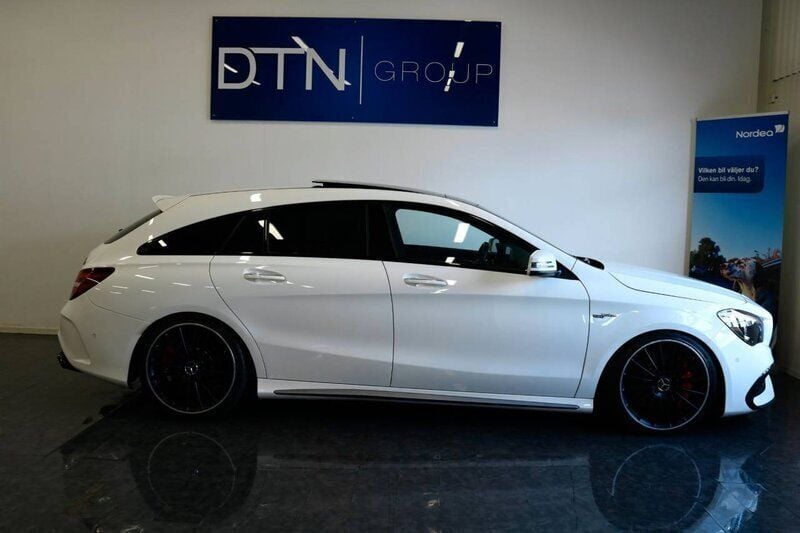 Begagnad 2018 Mercedes CLA45 AMG AMG Kombi | 419 000 kr (Lite dyr) - Bild 1/4