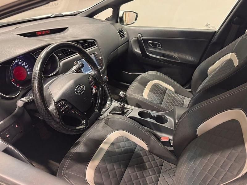 Begagnad Kia Ceed Sportswagon GT-Line 136 HK (100 kW) 2017 Vit Kombi