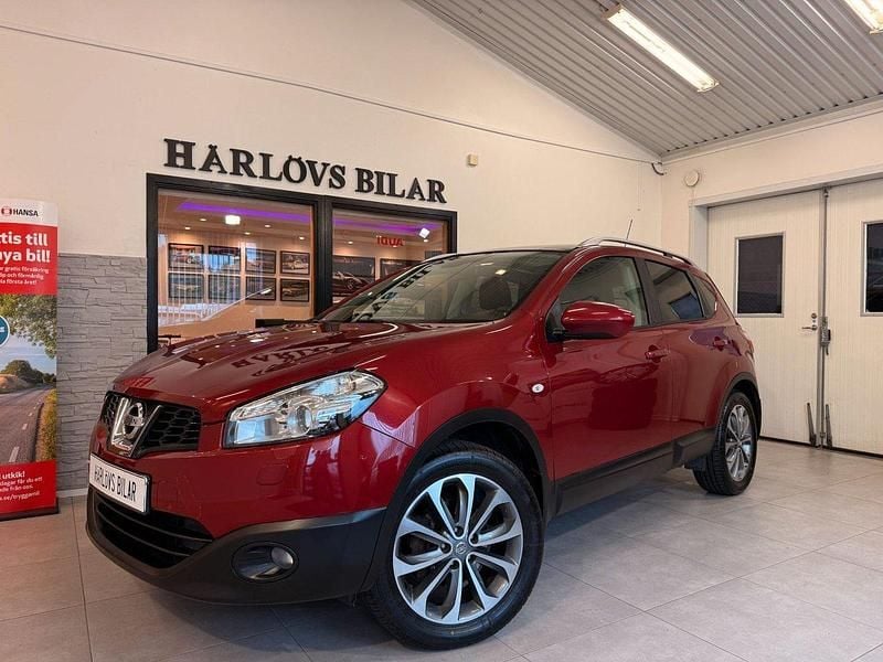 Röd Begagnad 2010 Nissan Qashqai SUV | 75 000 kr (Marknadspris) - Bild 1/4