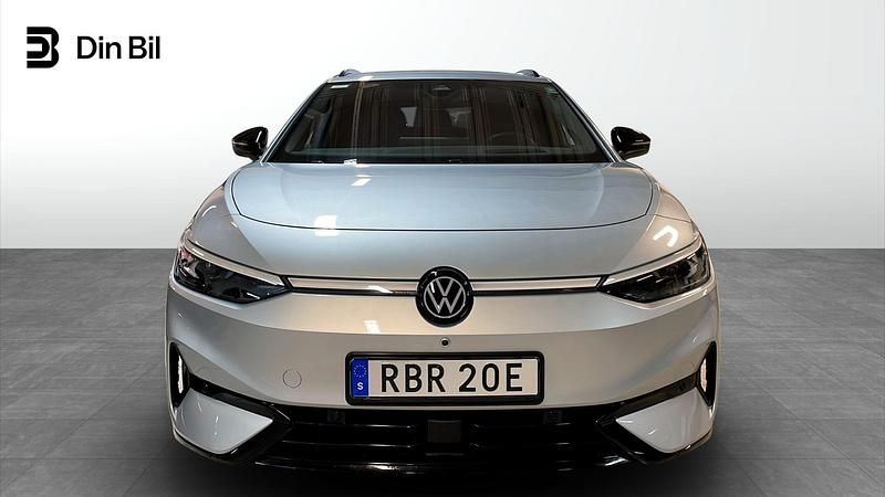 Begagnad VW ID.7 Pro 210 kW (286 HK) 2024 Silver Kombi