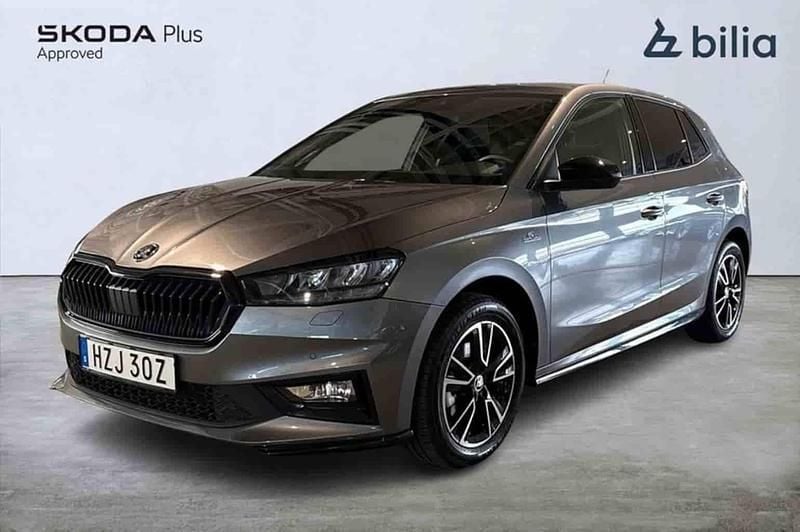 Grå Begagnad 2024 Skoda Fabia Halvkombi | 219 000 kr (Marknadspris) - Bild 1/1