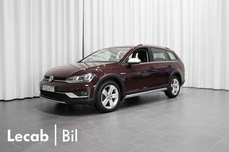 Svart Begagnad 2017 VW Golf Alltrack Kombi | 174 500 kr (Marknadspris) - Bild 1/4