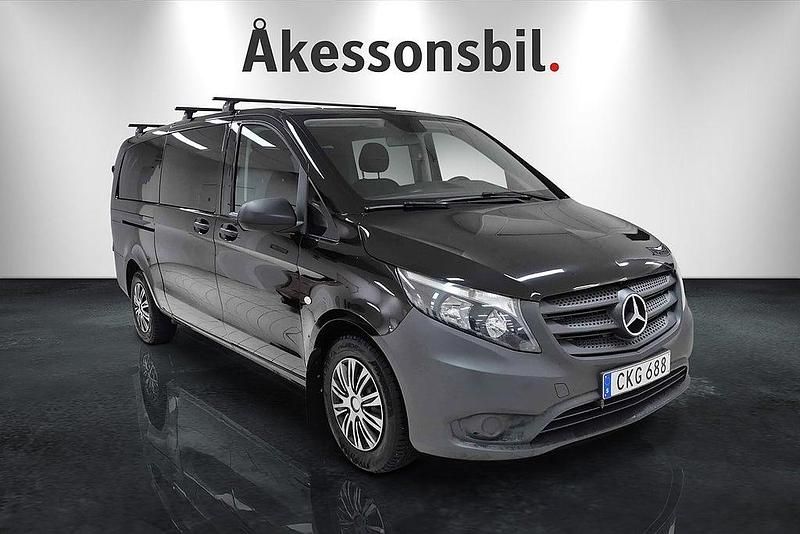 Begagnad Mercedes Vito 120 HK (88 kW) 2017 Svart Van