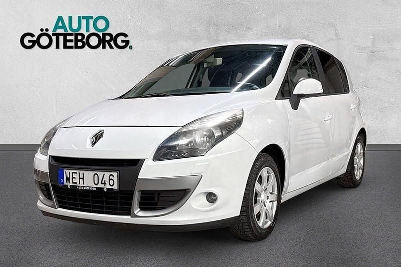 Vit Begagnad 2011 Renault Scénic III Minibuss | 44 900 kr (Marknadspris) - Bild 1/3