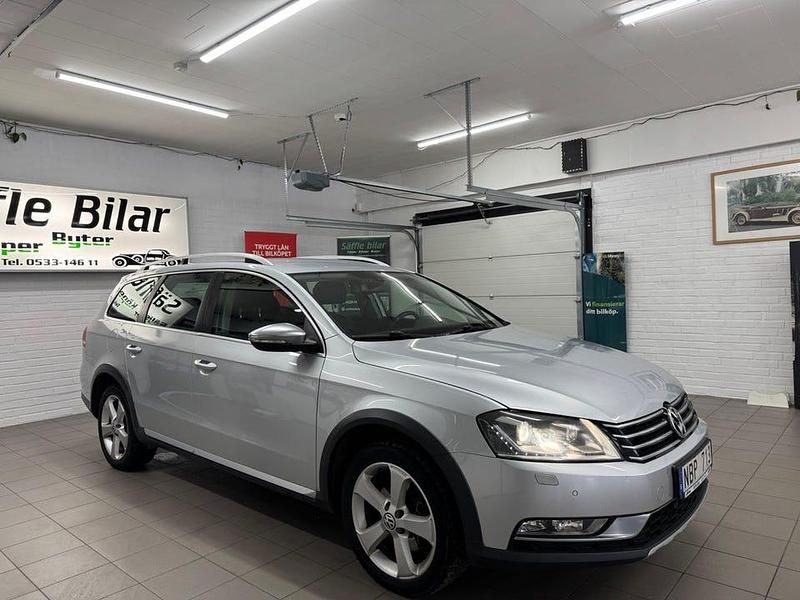 Begagnad VW Passat 170 HK (125 kW) 2012 Silver Kombi