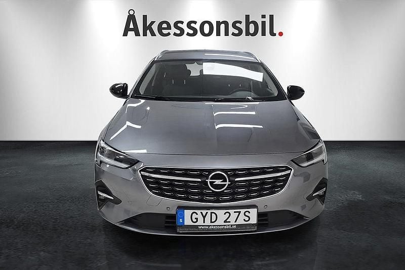 Begagnad Opel Insignia Business Elegance 175 HK (128 kW) 2021 Grå Kombi