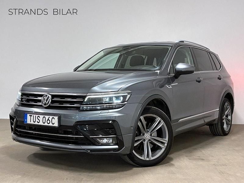 Grå Begagnad 2018 VW Tiguan Allspace R-line SUV | 269 000 kr (Lite dyr) - Bild 1/4