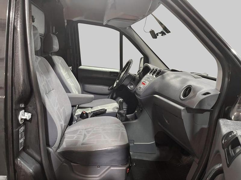 Begagnad Ford Transit Connect 90 HK (66 kW) 2012 Svart Minibuss