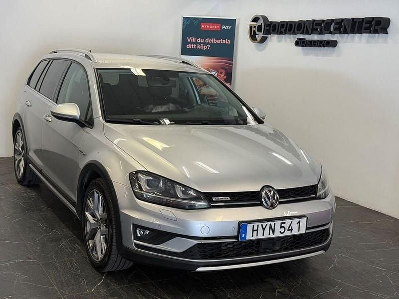 Silver Begagnad 2015 VW Golf Alltrack Kombi | 99 900 kr (Marknadspris) - Bild 1/4
