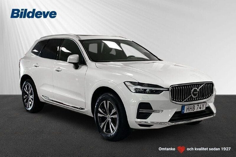 Vit Begagnad 2022 Volvo XC60 Core SUV | 469 900 kr (Marknadspris) - Bild 1/4
