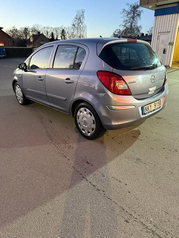 Begagnad Opel Corsa 80 HK (58 kW) 2007 Halvkombi