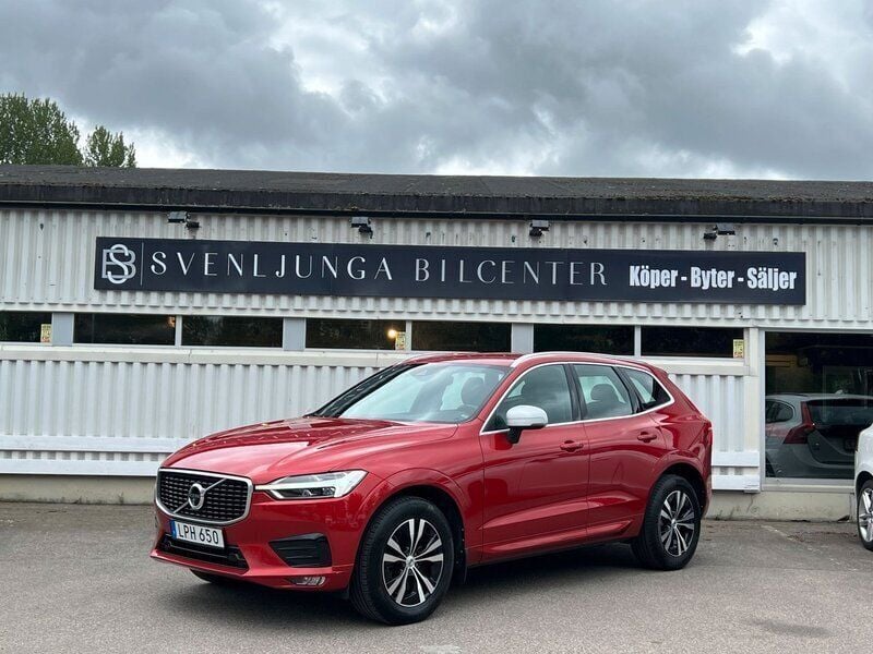 Röd Begagnad 2018 Volvo XC60 R-Design SUV | 229 900 kr (Marknadspris) - Bild 1/4