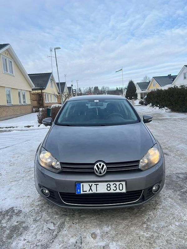 Begagnad VW Golf VII 102 HK (75 kW) 2012