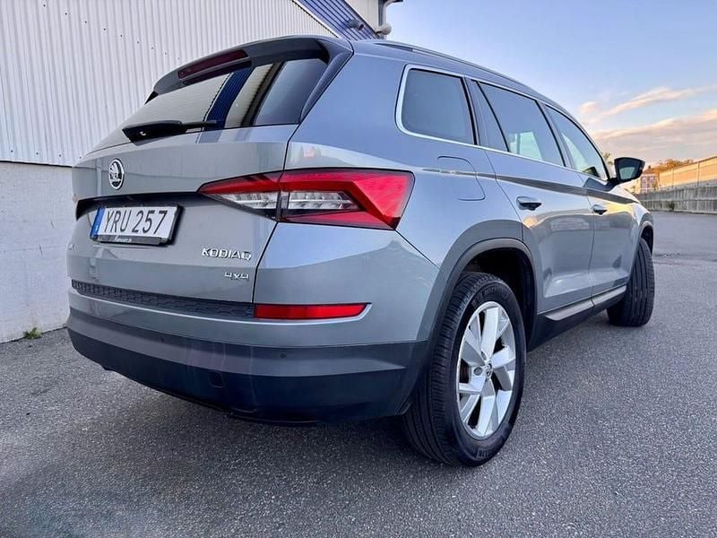 Begagnad Skoda Kodiaq Business Line 190 HK (139 kW) 2018 Grå SUV