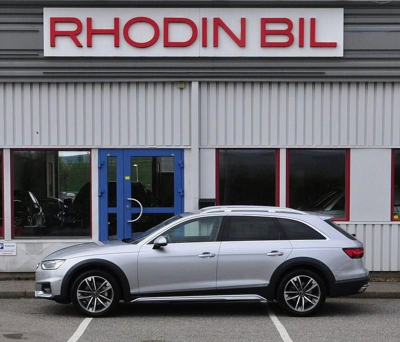 Silver Begagnad 2023 Audi A4 Allroad Advanced Plus Kombi | 399 900 kr (Lite dyr) - Bild 1/4