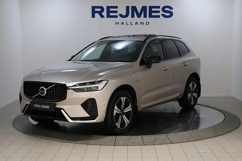 Begagnad Volvo XC60 Plus 355 HK (261 kW) 2025 Grå SUV