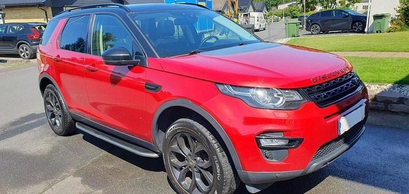 Röd Begagnad 2016 Land Rover Discovery Sport SUV | 144 900 kr (Bra pris) - Bild 1/4