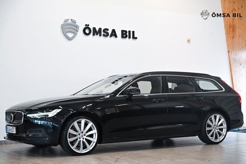 Svart Begagnad 2021 Volvo V90 SE Kombi | 228 800 kr (Marknadspris) - Bild 1/4